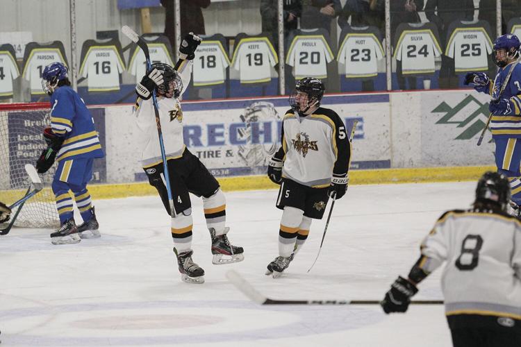 12-27-22 Peter Hall Xmas Tournament eagles celebration after seavey hat trick 1