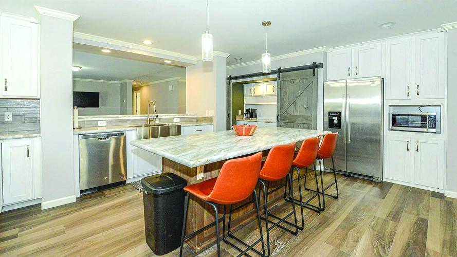 1440 East Conway Road kitchen.jpg