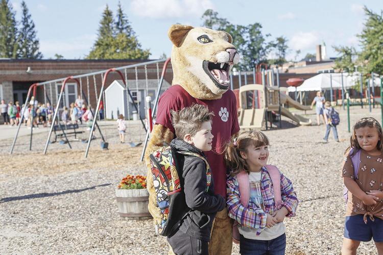 09-01-22 First Day Conway El smiles with cougar