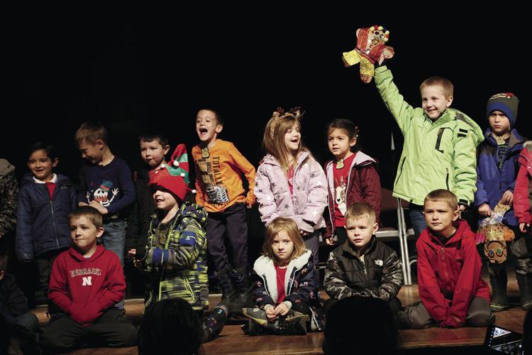 12-21-22 Gingerbread Hunt majestic cheering for santa