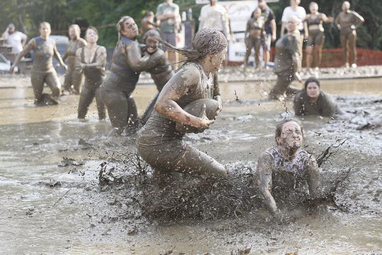 09-12-21 Mud Bowl mud maid running