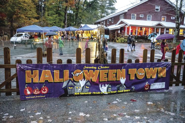 Halloween Town Banner.jpg