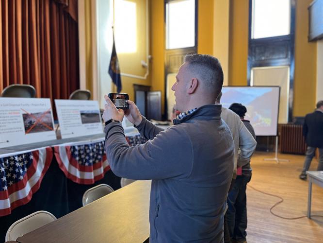 Berlin Mayor Robert Cone at Dummer Yard proposal hearing