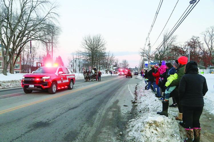 12-06-25 Conway Christmas Parade start