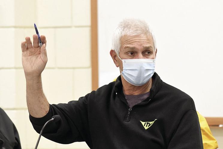 Masks at Conway School Board - Joe Lentini