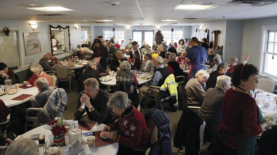 12-14-22 Gibson Christmas widest