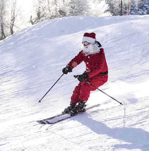 Snow Report - Santa skiing at Bretton Woods