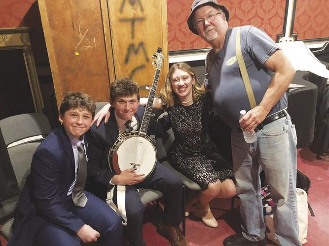 VV dellavallas at cold river