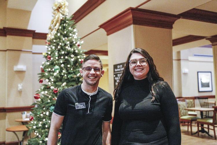 12-21-22 Hampton pose horizontal