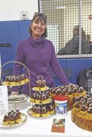 Beth Carta-Dolan regains crown at eighth annual Cupcake Battle