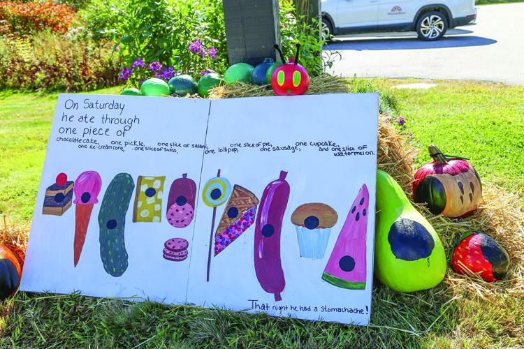 10-01-25 Pumpkin People debony medium