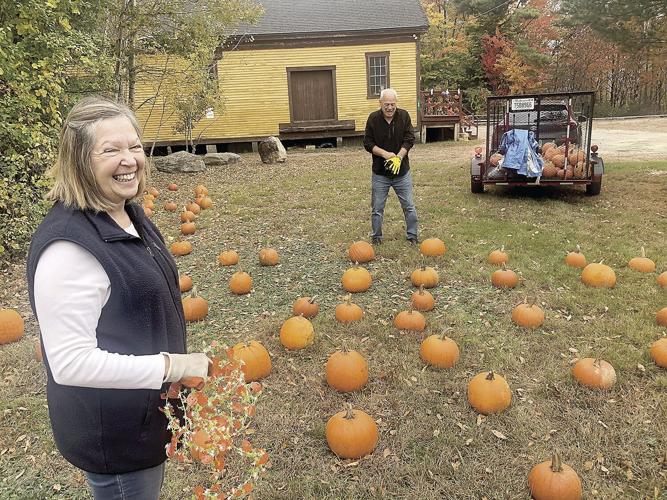 Valley Voice - pumpkins Conway Scenic