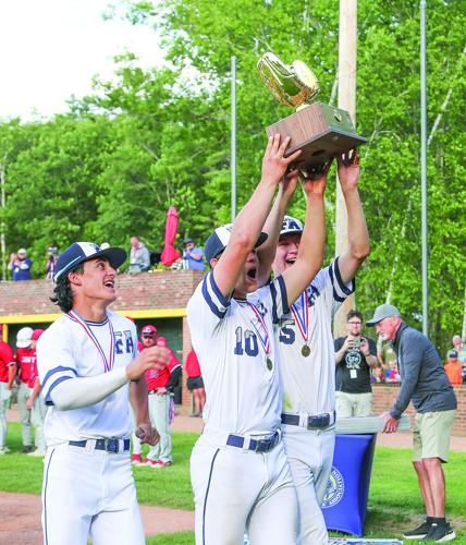 06-20-26 FA Baseball State Champs lifting seniors