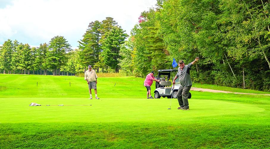 Golf Column - The Maplewood - White Mountain Seniors - Randy Pillsbury sinks a putt