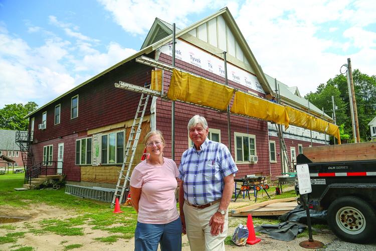 08-12-26 Brown Church Siding getchell hughes pose