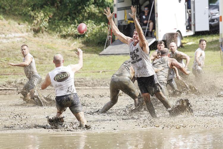 09-09-23 Mud Bowl predator reaching