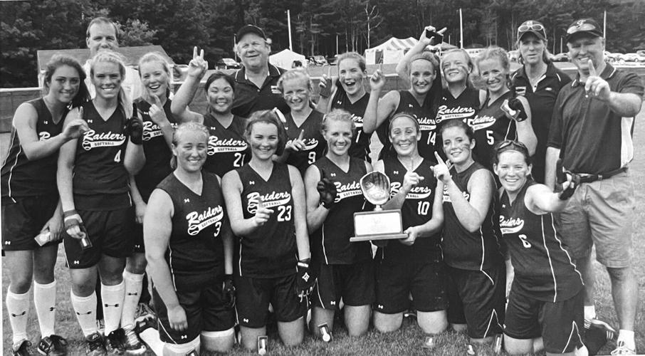 FA Hall of Excellence - 2009 state champion softball team