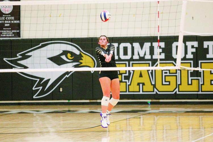 09-09-24 KHS VB spaulding bump head-on