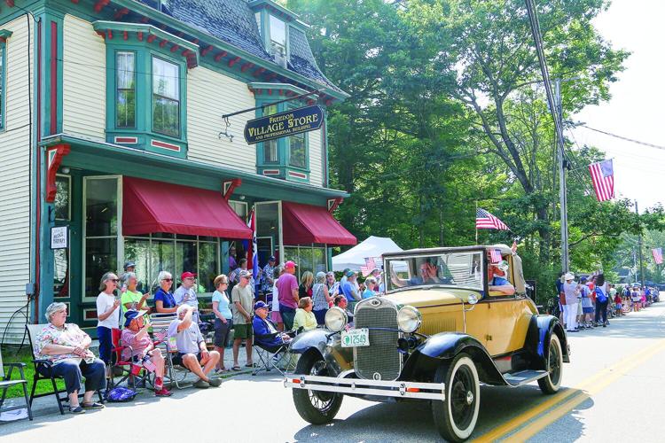07-26-25 Freedom OHW Parade antique car semi-wide