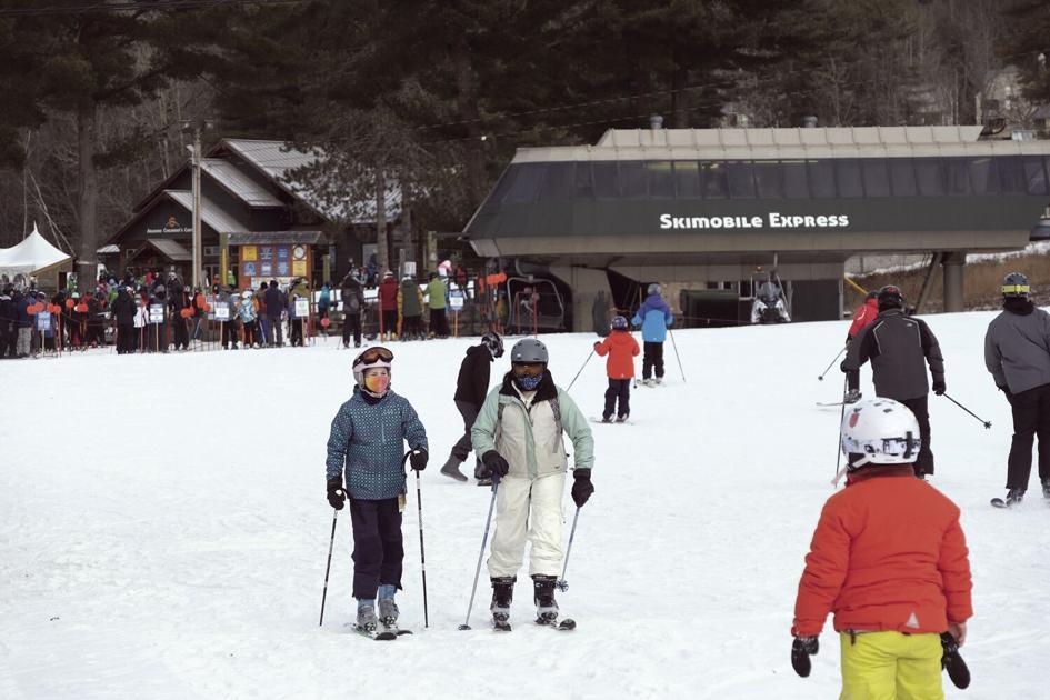Alpine ski areas bounce back from rainy Christmas with snowmaking