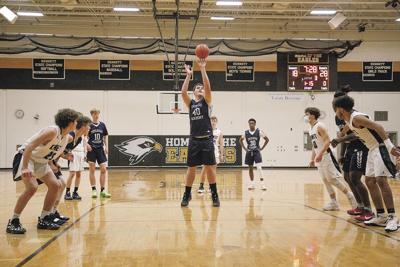 12-28-21 FA boys hoop - Will Hallam