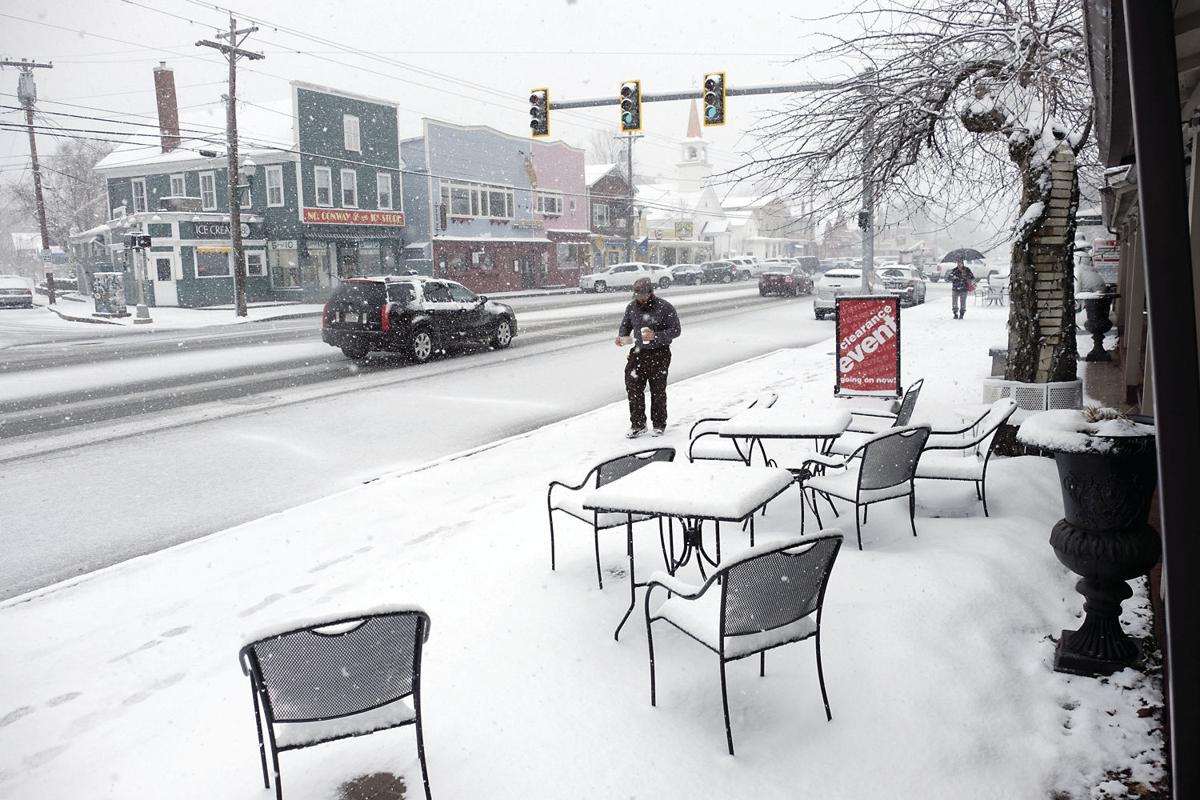 Snowstorm Blankets Region After Springlike Lull Local News Conwaydailysun Com