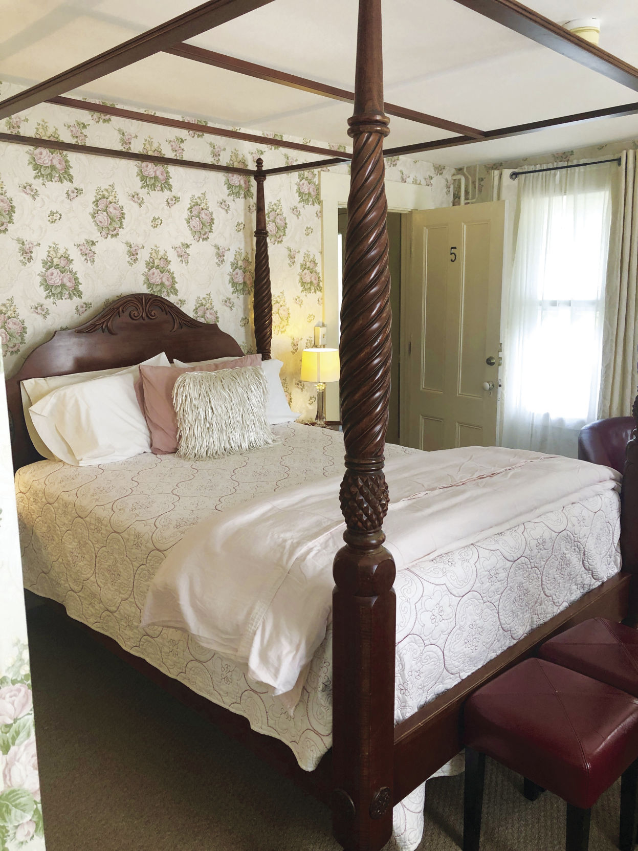 Bedroom at the Crystal Lake Inn