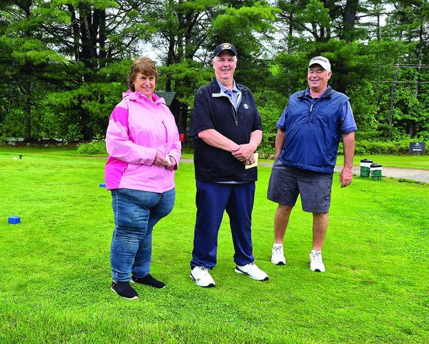 The Golf Column - Lake Kezar - Sue and Bill Perry