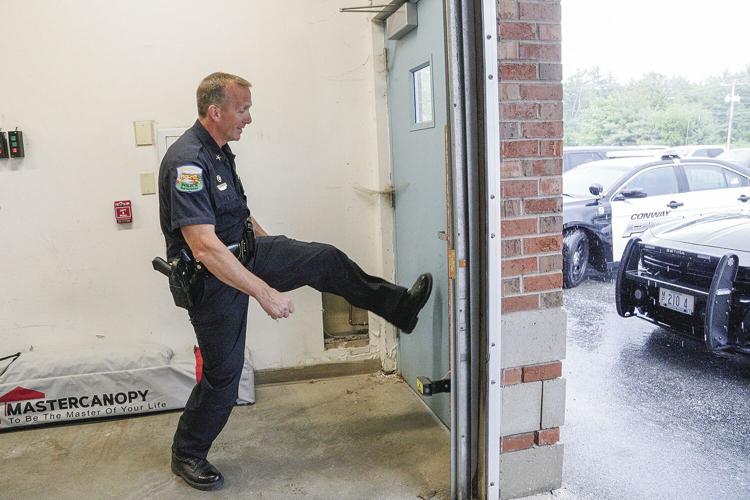 06-02-23 CPD Tour kicking door