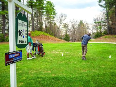 Golf Column - White Mountain Seniors - Richard Murch at Indian Mound