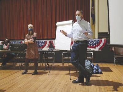 Master plan committee reviews proposed vision plan