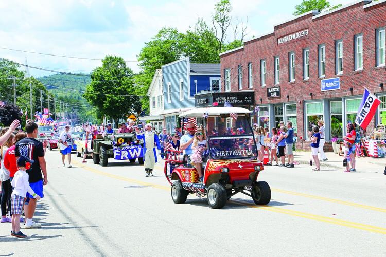 07-04-25 Fourth Parade conway wide golf cart