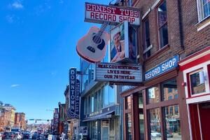 How Radio Helped Create The Iconic Ernest Tubb Record Shop. | News |  countryinsider.com