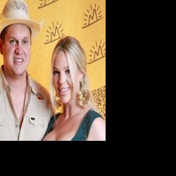 Jon And Summer Welcome Pardi Of Four. | News | countryinsider.com