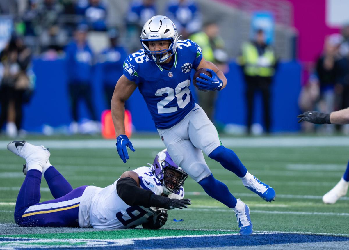 Vikings Seahawks Football Sports couriernews com