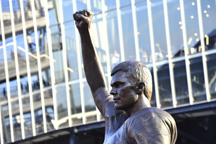 Patriots unveil statue of Tom Brady QB who led them to 6 Super Bowl