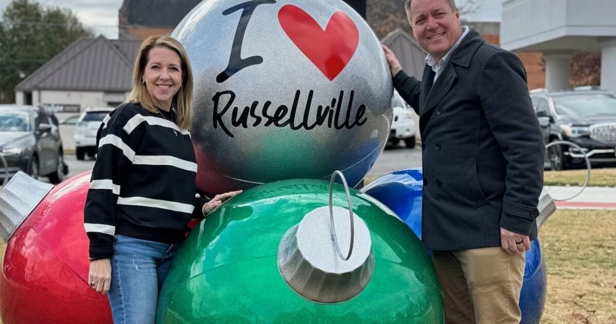 Russellville unveils new Christmas decorations News couriernews com