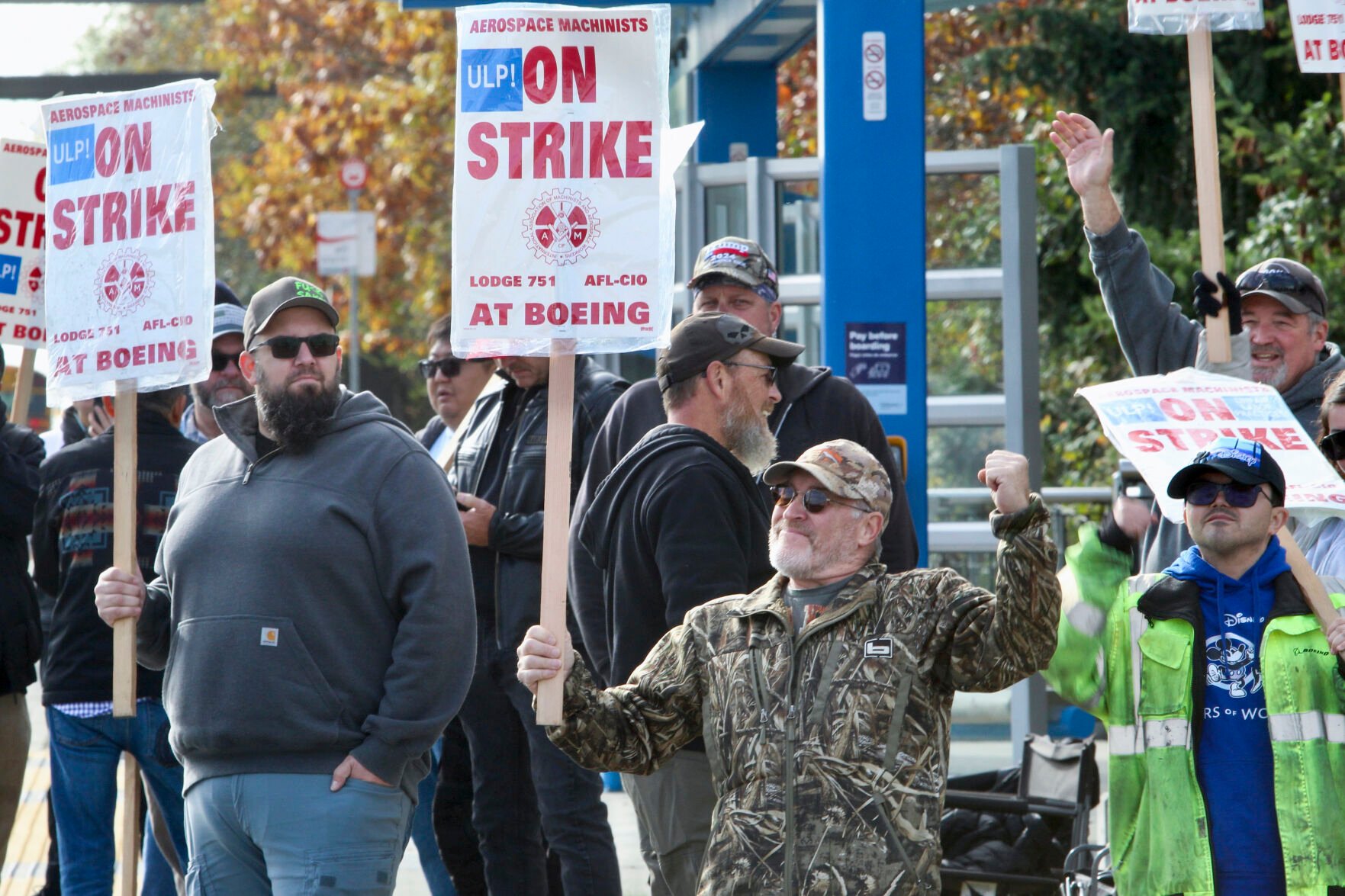 Boeing Reports $6 Billion Quarterly Loss As Striking Workers Vote ...