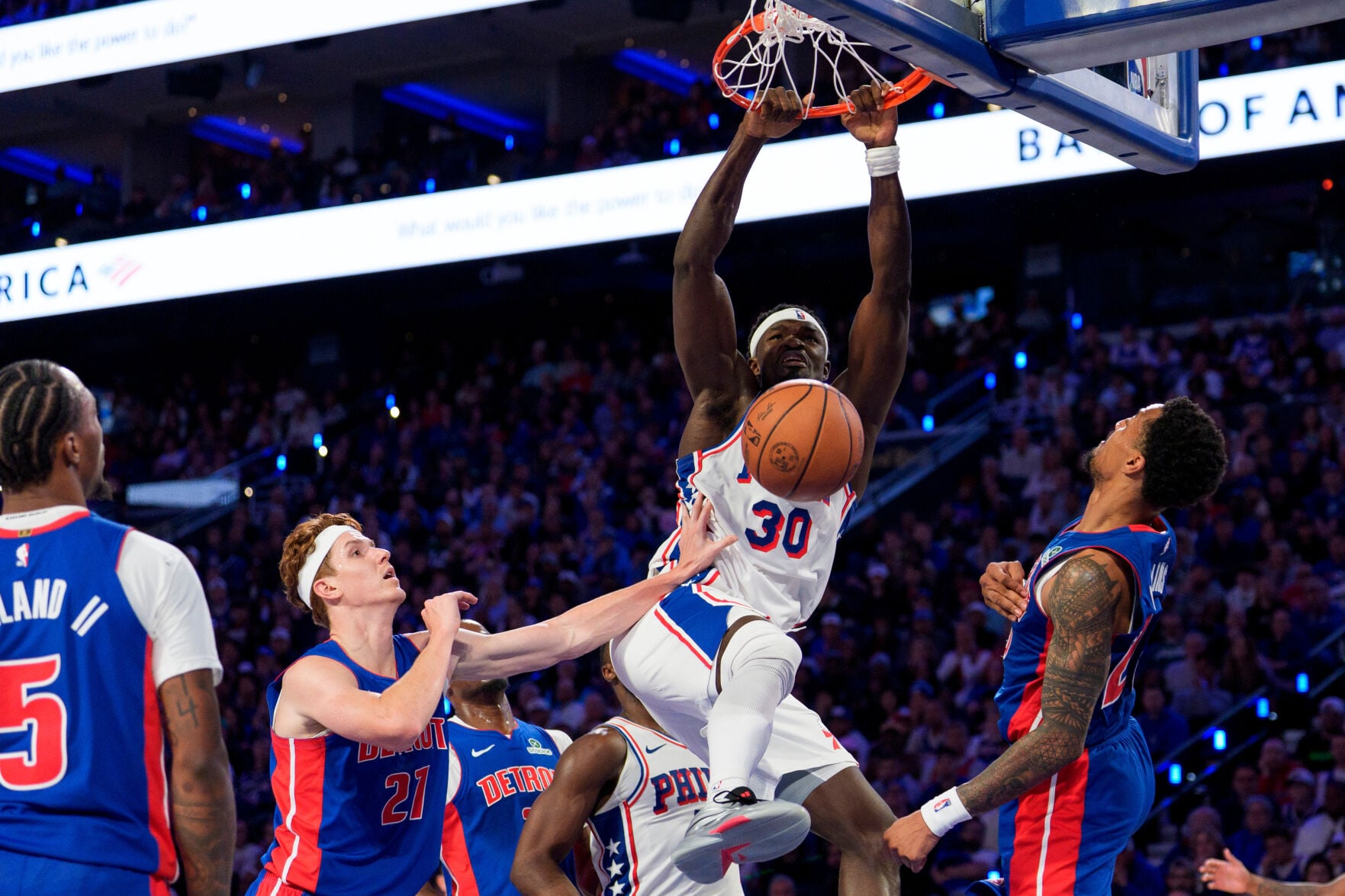 Pistons 76ers Basketball | Sports | couriernews.com