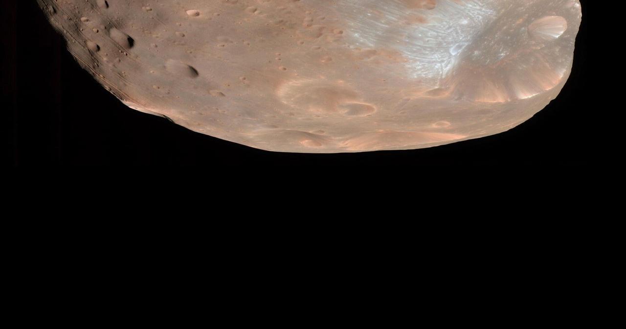 Japan launches spacecraft to mysterious moons of Mars in a bold mission ...