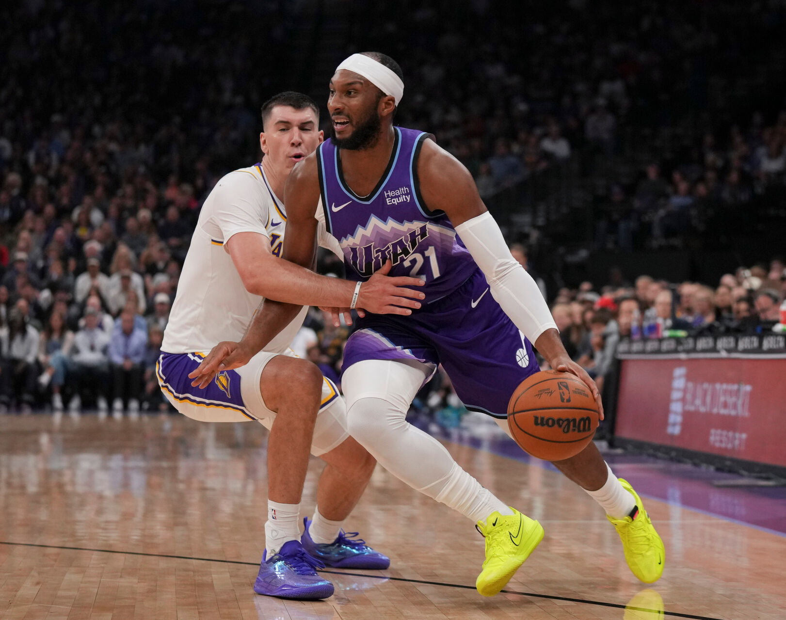Lakers Jazz Basketball | Sports | couriernews.com