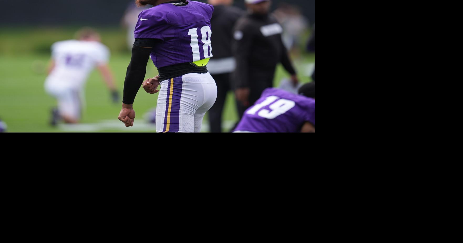 Vikings Camp Football