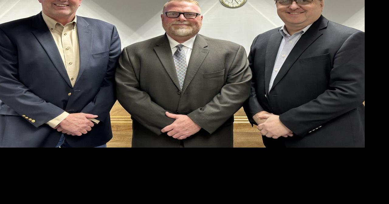 County swears in new coroner | News | couriernews.com