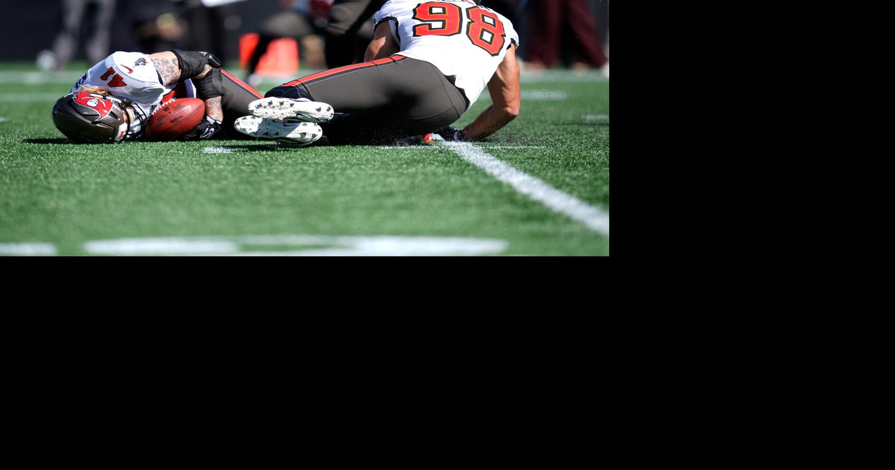 Buccaneers Panthers Football | Sports | couriernews.com