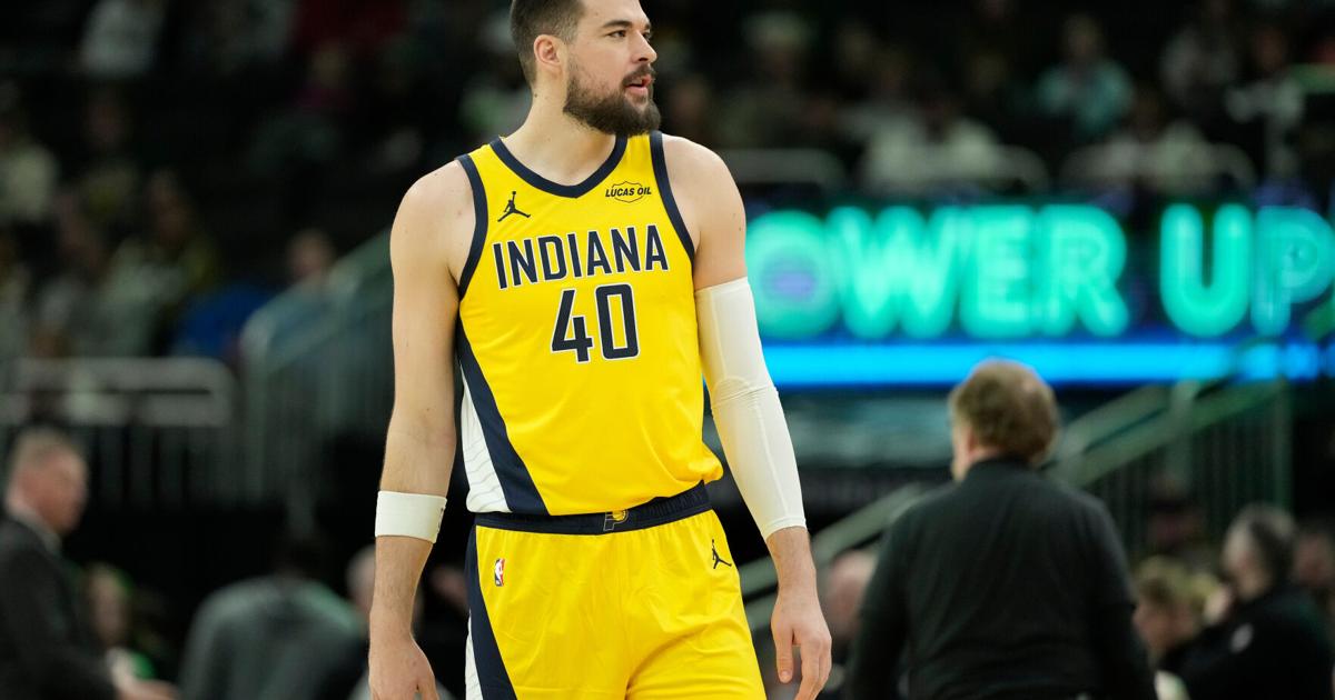 Pacers Bucks Basketball | Sports | couriernews.com