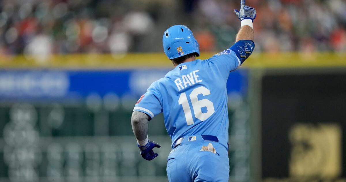 Houston Astros and Kansas City Royals compete in a pivotal late-season game.