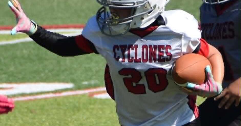 Cyclone Peewee Football offers free registration near deadline