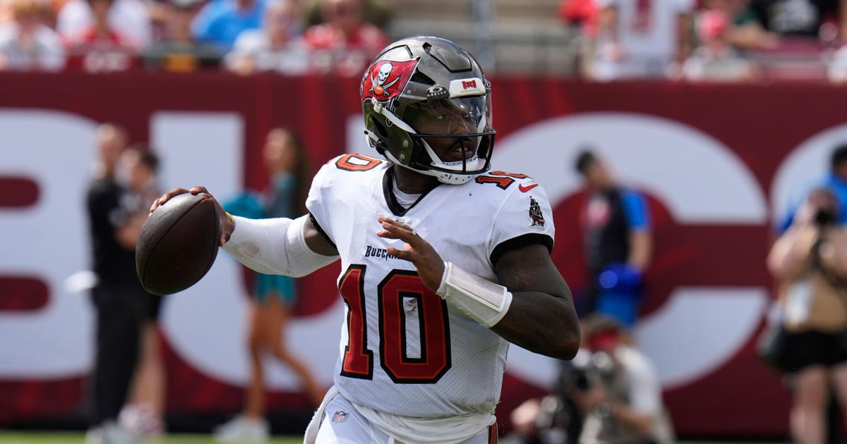 Buccaneers Football | Sports | couriernews.com