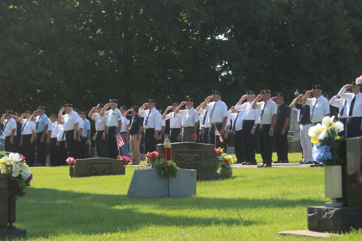 Memorial Day Parade, Cascade News