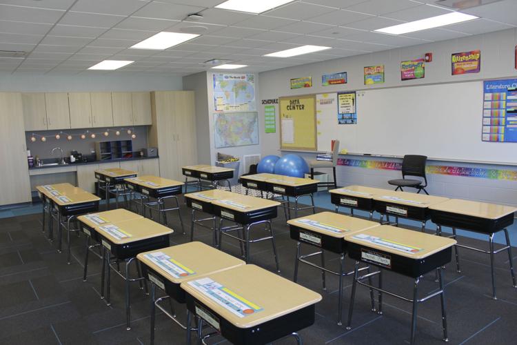 Peosta Elementary opens with school expansion News